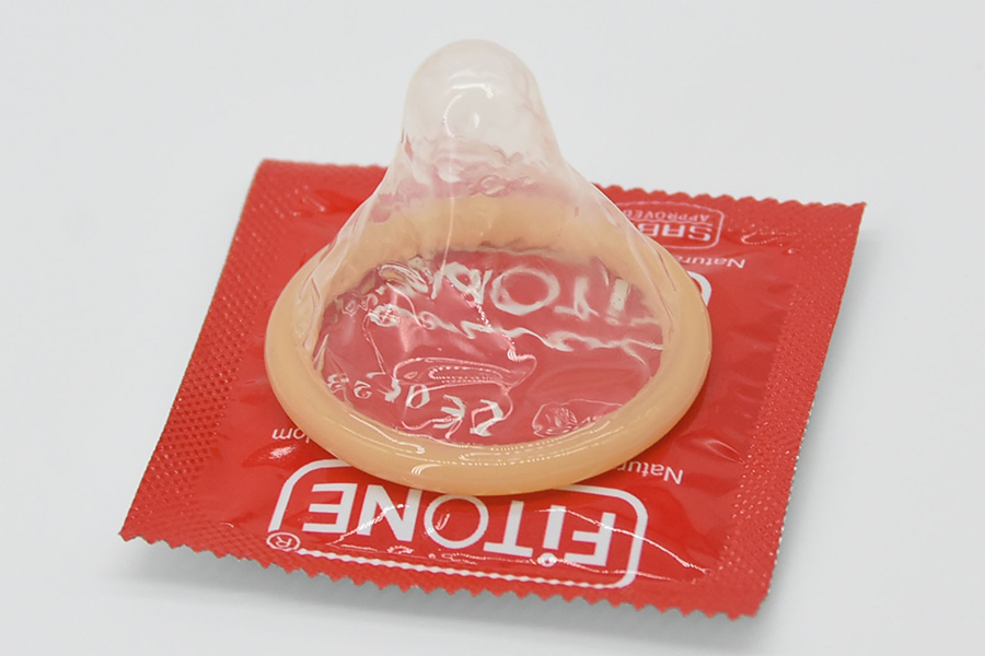 FITONE Plaisin Intense Big Dotted Condoms